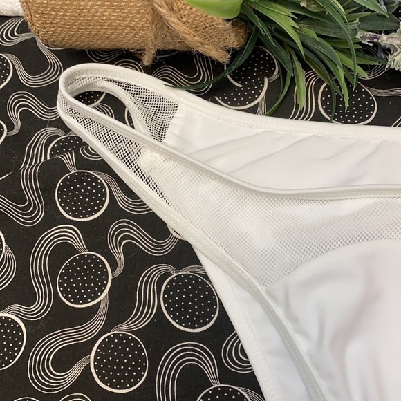 NEW TJ Swim - Bikini Bottoms - Pagie Style - Picture 5 of 11